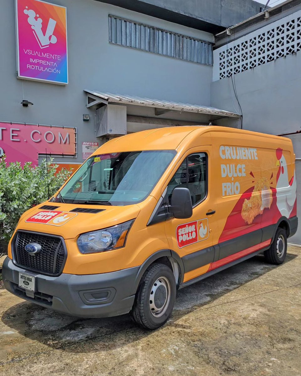 Vsualmente's tweet image. Impresión y rotulación  #fullwrap para flota #srpaleta en material y laminado @3mfilms con garantía.

#carwraps #fleetwraps 
#vinylwrapping #ford
 #transitconnect #van #fordranger #fordrangerraptor
#commercialwraps  #ıcecream
#vehiclewrapspecialists
#branding #tumarca