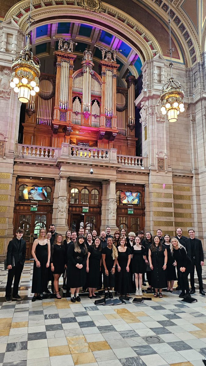 How lucky I feel to be apart of Schaumburg Choral Artists and travel to Scotland and Ireland this past week. MAJOR bonus is traveling with friend &amp; coworker <a href="/MissWeismann/">Olivia Weismann</a>! 

#d25itspersonal