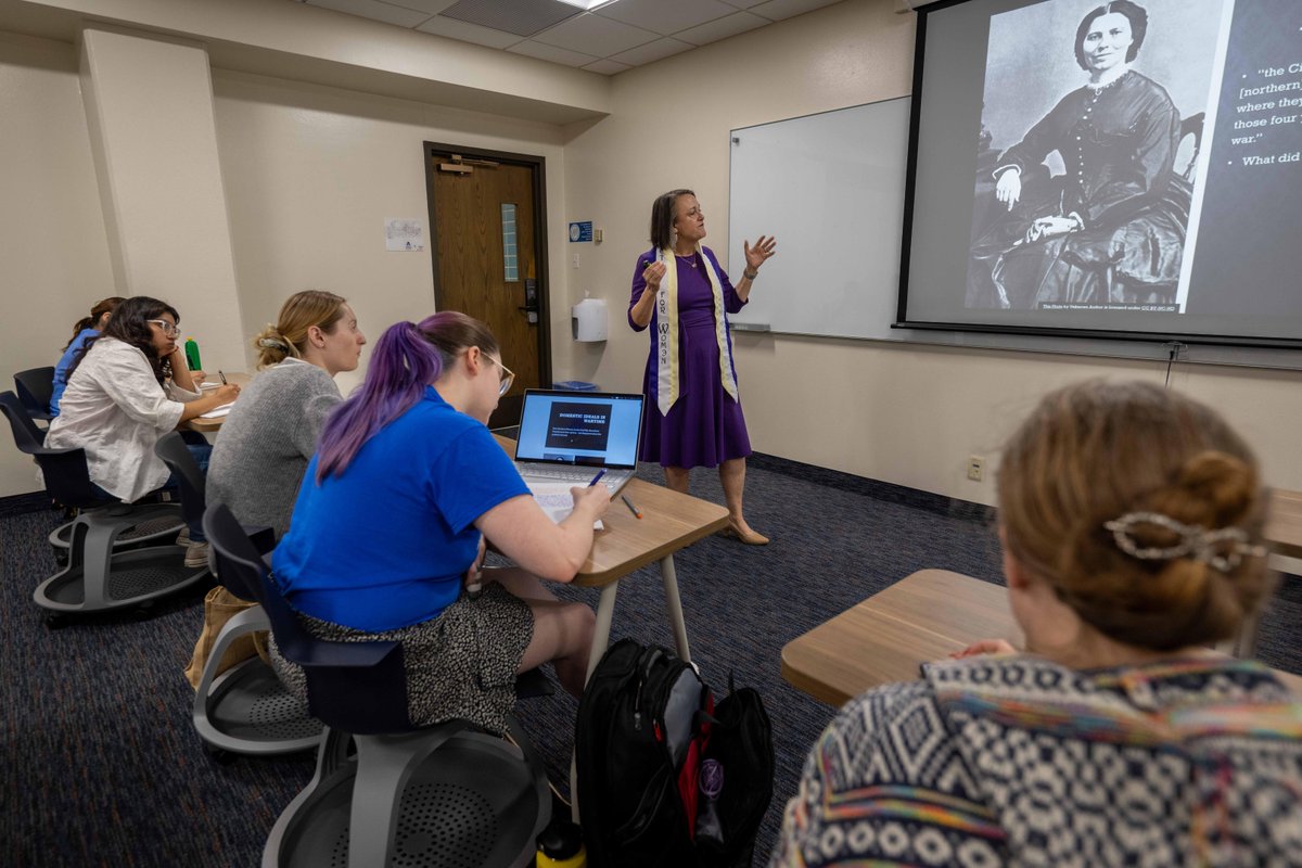 utalibarts's tweet photo. There's a reason we say, "Where history is made" in the Department of History here at @UTArlington. You'll find intriguing courses and hands-on learning!
https://t.co/Uc4NwKYOEp 

#LiberalArtsMavericks #UTALibArts https://t.co/148MR2fXiJ