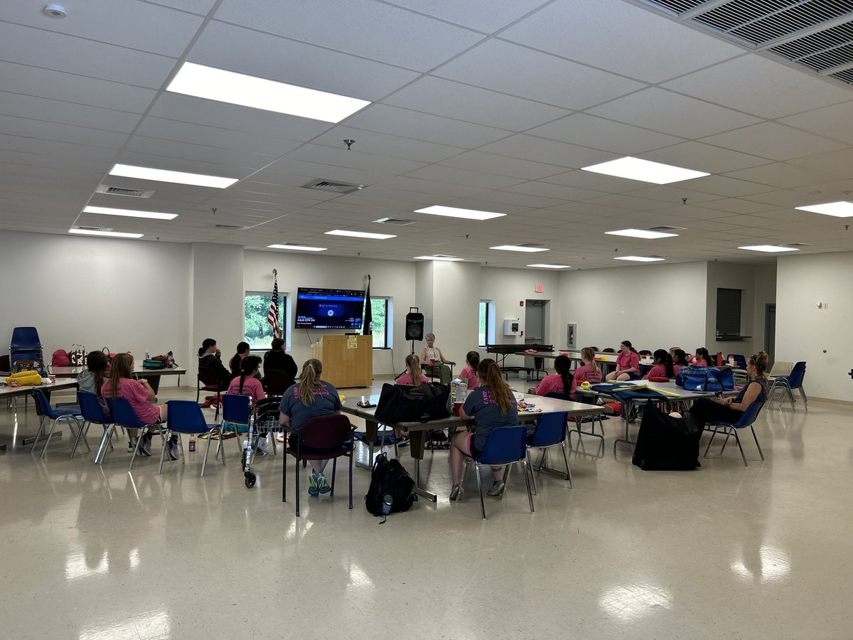 Tobia698's tweet photo. THANK YOU to Deputy US Fire Administrator @NFATonya Hoover for visiting with the 19 young women in #CampLIT (Leadership,Integrity, Trailblazer)! Your words of encouragement & role model career mean everything! #Grateful https://t.co/MOuTCXTMAB