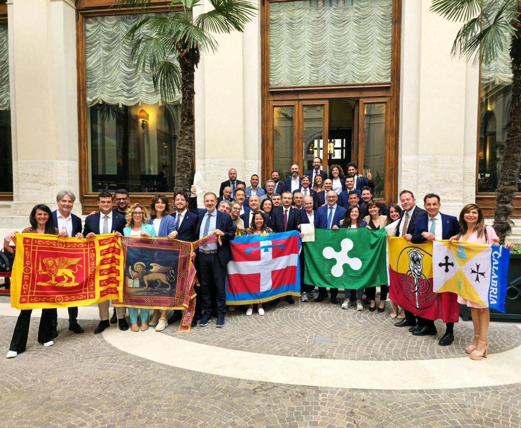 Una giornata storica. Una nottata da ricordare. #Autonomia è realtà! Grazie Lega!