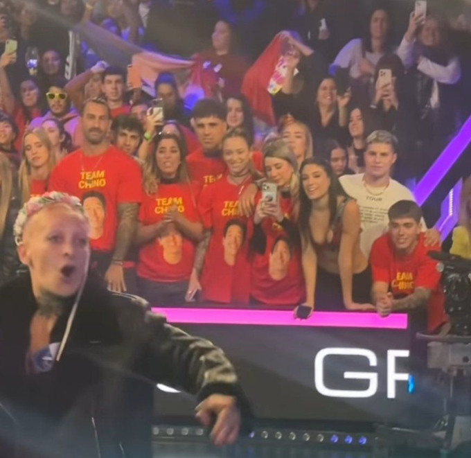 cómo que furia no ganó? si yo veo todos sus trofeos ahi atras