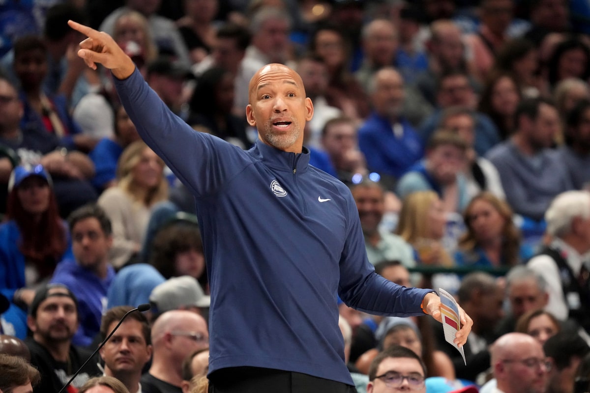 globeandmail's tweet photo. Pistons fire head coach Monty Williams after one season, source says https://t.co/XQSBpyhkQ6 https://t.co/HA46Z27ZWa