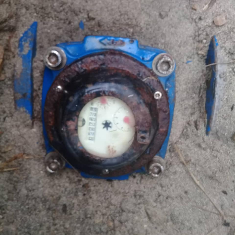 EAACSantaMaria's tweet photo. Mantenimiento a registro hidráulico y cambio de metrocontador realizado por la brigada de conductoras y redes de la ueb mantenimiento perteneciente a la EAASM en el hotel Melia Buena Vista. #OSDEAyS #eaasm https://t.co/bP1FPF5r6b