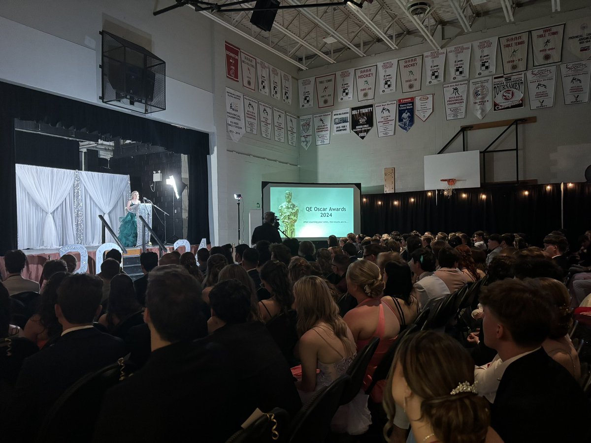 mmehunt23's tweet photo. A great night celebrating the class of 2024 ⭐️🎞️📸 Congratulations Pioneers! https://t.co/vISyDphbAT