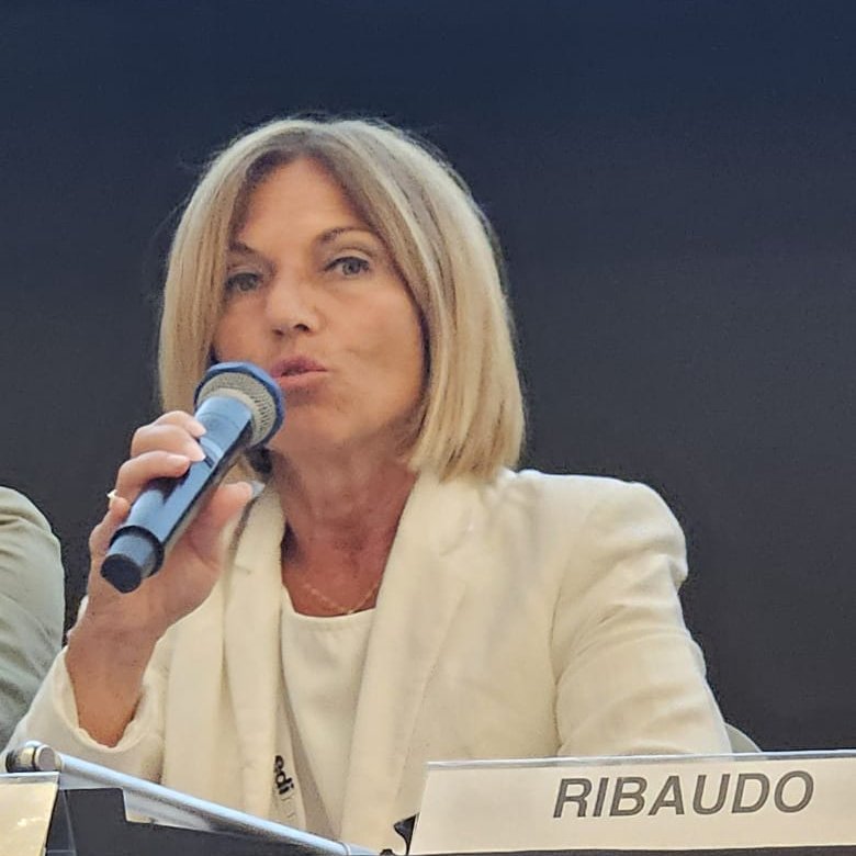 SlcCgil's tweet image. 🟥 #IA: @GiuliaGuida1 al Forum annuale Ediland a Bologna, "Contrattazione nazionale e legislazione per definire regole innovative nell'#Editoria. Nuove generazioni siano centrali"