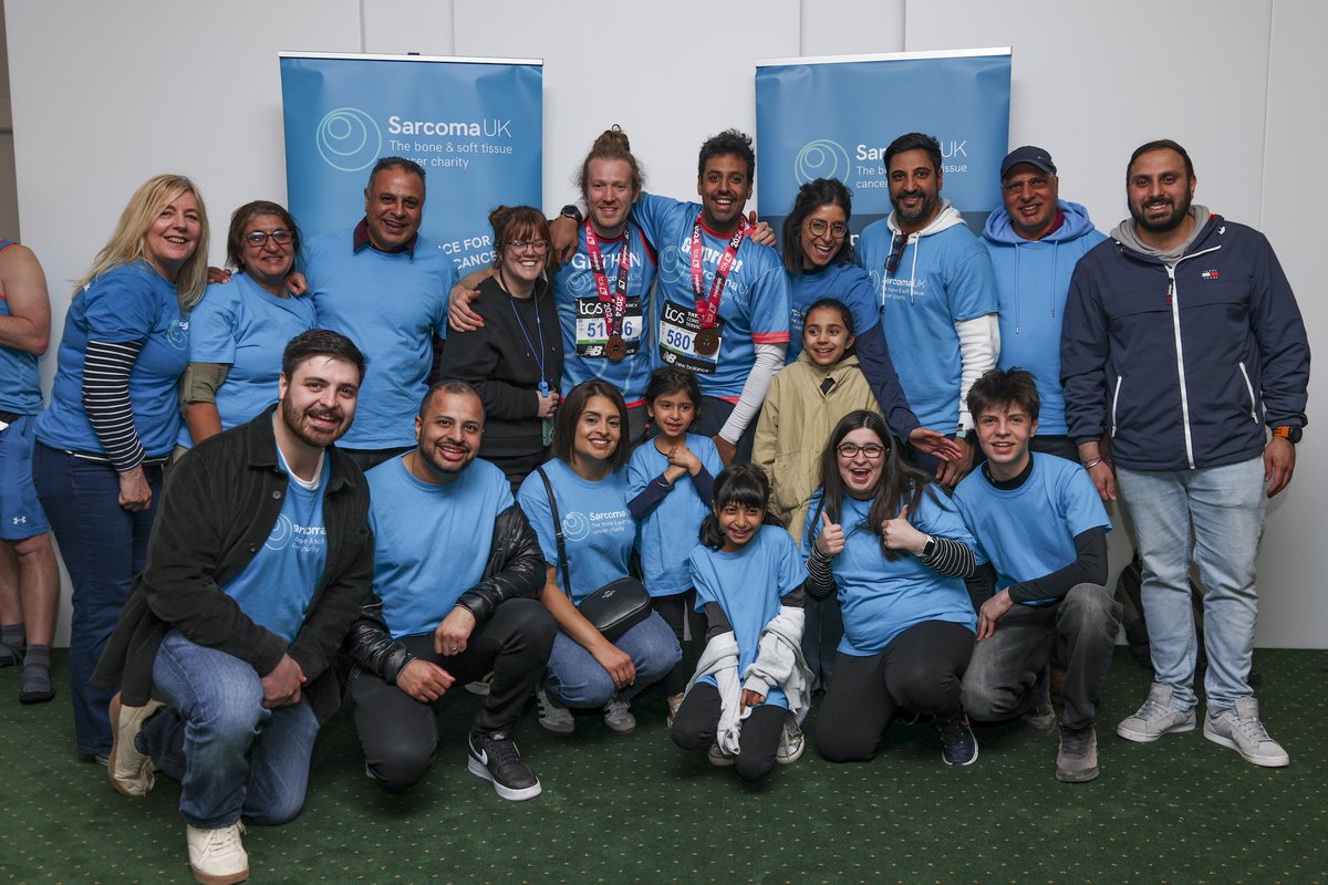 Cheers to the <a href="/UniWorcST/">University of Worcester Sports Therapy</a> Sports Therapy students for supporting our <a href="/LondonMarathon/">TCS London Marathon</a> runners! 🎗️🏃‍♀️🏃‍♂️

We were happy to recognise their dedication at a reception hosted by <a href="/Jeremy_Hunt/">Sir Jeremy Hunt MP</a>. Thank you for your healing hands! #SarcomaAwareness

hwchamber.co.uk/downing-street…