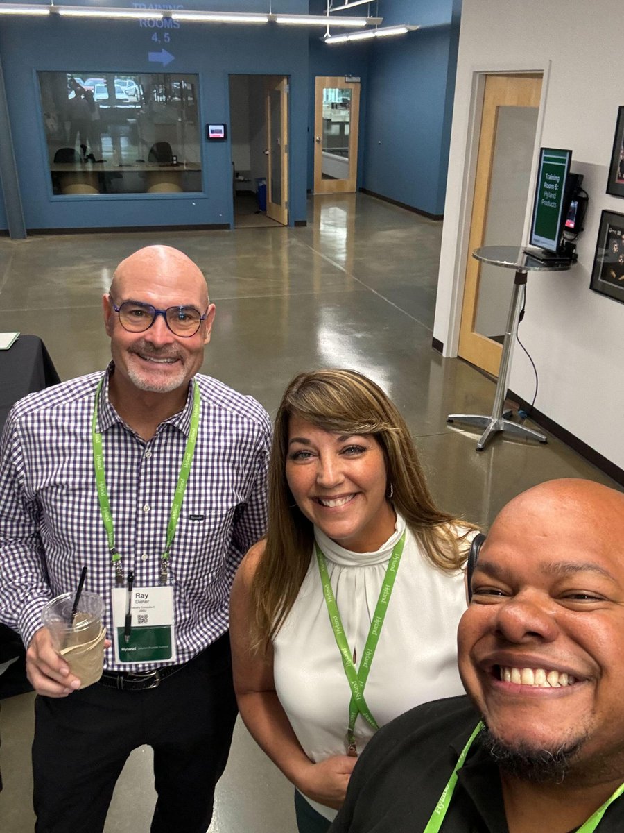 jadu's tweet photo. We're sponsoring @Hyland's Partner Summit in Ohio this week 🚀! If you're there, be sure to say hello to Ray Dieter and Vince Carter from the Jadu Alliance Team 👋.
#Partnerships #Collaboration #HylandPartnerSummit #DigitalExperiencePlatform #PortalSolutions https://t.co/xaPNjEXEvQ