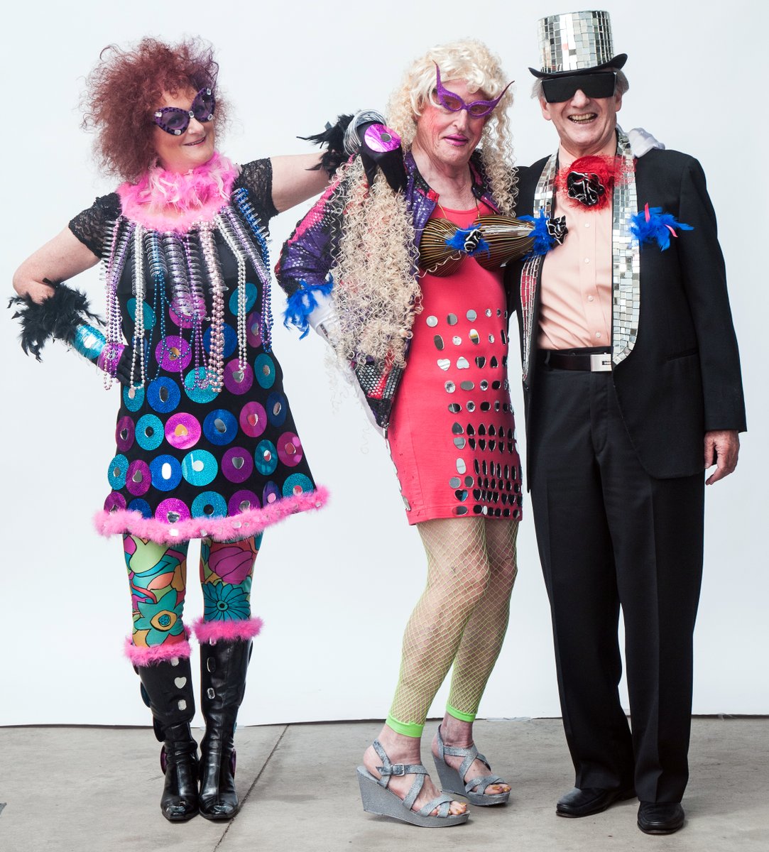 AACG's Virtual Meet Up program this Friday, June 21 at 1 PM ET, features glass diva Laura Donefer taking us on a wild, action-packed ride through the history of her world-famous Glass Fashion Show!  Exclusively for AACG members.  Join AACG to watch: AACGglass.org