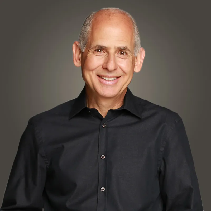 Daniel Amen's work will change your life forever.

He's scanned 250,000 brains, co-authored over 40 books, and has publications that take 100s of hours to read.

I've gone through it all, so you don't have to.

10 lessons I learned from him: