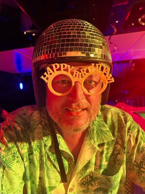 Blake Shelton tweet media