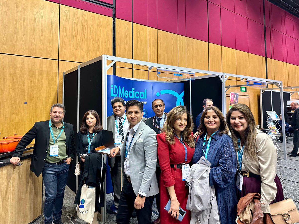Team BPPA in Edinburgh for the #RCpsychIC <a href="/DrShahidLatif/">Dr Shahid Latif</a> <a href="/SaimaNiaz8/">Dr Saima Niaz</a> <a href="/FarinaTahira/">Farina Tahira</a> <a href="/SaadiaMuzaffar/">Saadia Muzaffar</a> <a href="/dryiabbasi/">Yasir Abbasi</a> <a href="/drraisirfan/">Dr Rais Irfan</a>