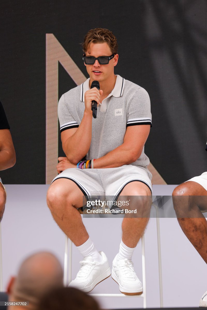 INAUDIBLE SCREAMS OH MY GOD