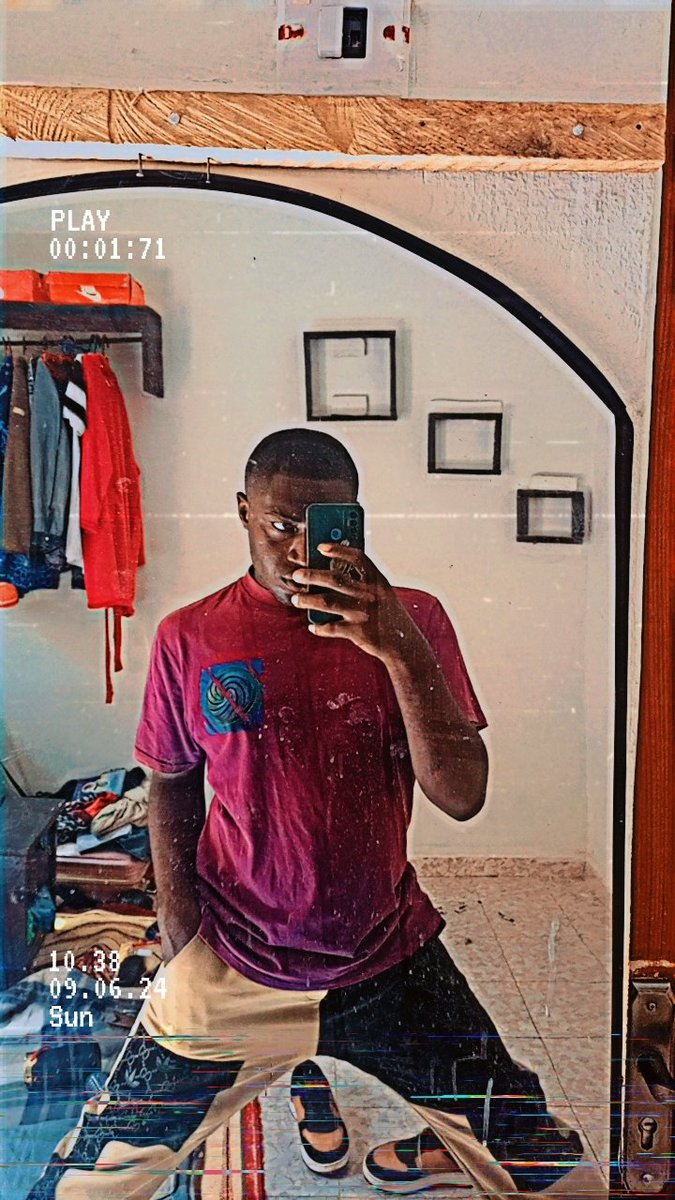 IZZY ZACH🦄 tweet media