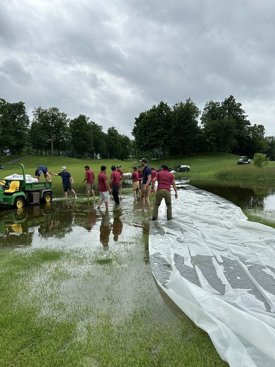 The <a href="/RushCreekTurf/">Rush Creek Turf</a> crew began their efforts yesterday afternoon to slow down the water on the course.
The 18 hole course and driving range will remain closed today and Thursday. Golf lessons will be unaffected by the flooding.