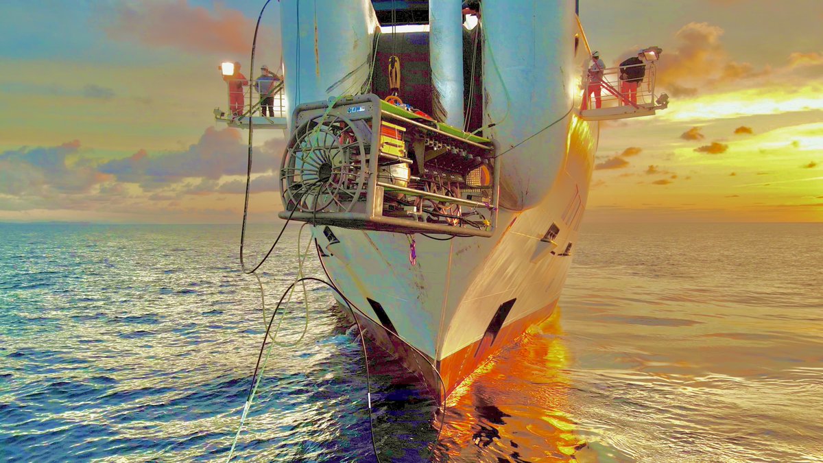 👏Félicitations à <a href="/paschalcoyle/">Paschal Coyle</a>, 🥇lauréat du concours photo 📸 « images de physique », catégorie "sujet libre", qui clôt l’#AnnéePhysique en Provence et Corse. Le jury a  sélectionné la photo pour ses qualités esthétiques et d’illustration des recherches menées au <a href="/CPPMLuminy/">CPPM</a>.