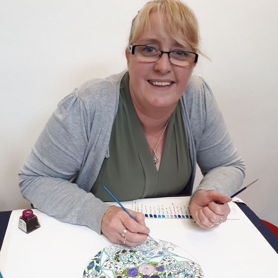 MeathMade's tweet photo. ⭐️ MEET THE MAKER ⭐️ Colette Gough 

✒️ Colette uses nib and ink to create colourful drawings creating a contemporary interpretation of the iconic imagery of the Book of Kells 📕 .Colette’s work is inspired by ancient Celtic art. 🌀 

Find out more here: https://t.co/quofZNDv3R https://t.co/6OtSecVBLj