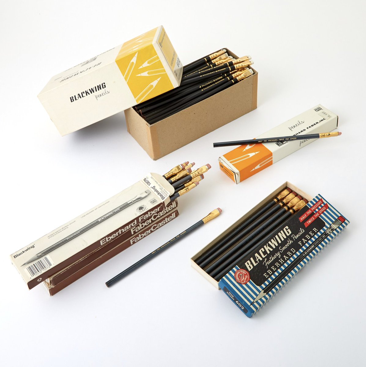Stephen Sondheim's original Blackwing pencils just sold for $10,500.
doyle.com/auction/search…