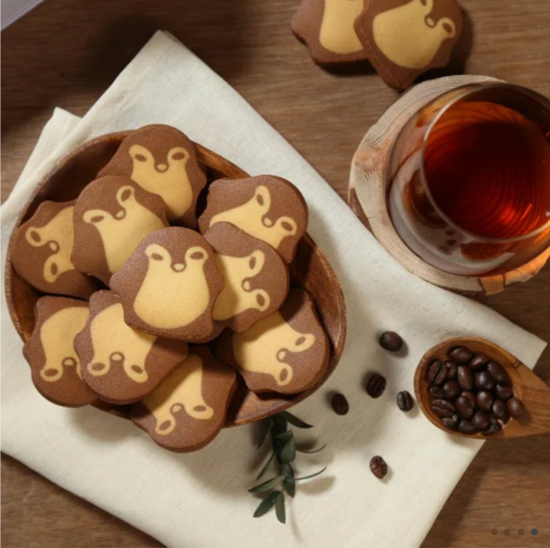 [RT이벤트]
세구은이 웹툰화 되었습니다~!!!🎉🎉🎉
기념으로 두번째 사진에 있는 상품 알티 추첨으로 한 분께 드립니다! 추첨은 7월 4일!
"세상만 구하고 은퇴하겠습니다" 많관부~~~