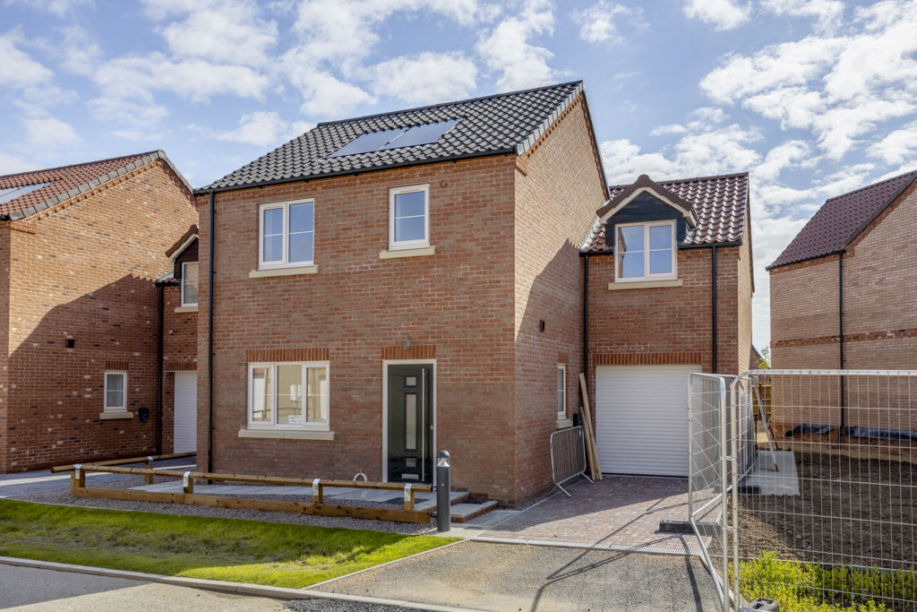 Pygott & Crone tweet media