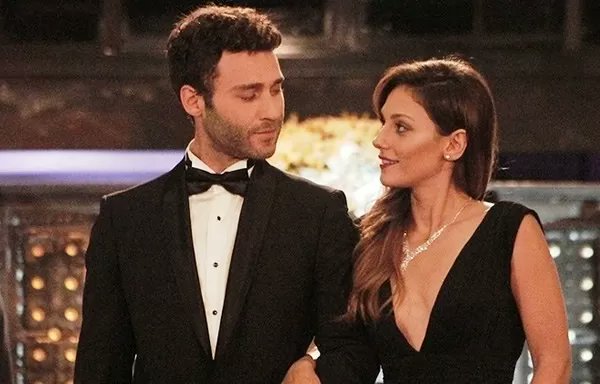 Giulia7744's tweet photo. Hoy vengo con otra propuesta diverida y fresquita #AtesBocegi 2017 ,17 capitulos con #SeckinOzdemir y #NilayDeniz https://t.co/gya4ZTUInk https://t.co/1LnTaKc3qw