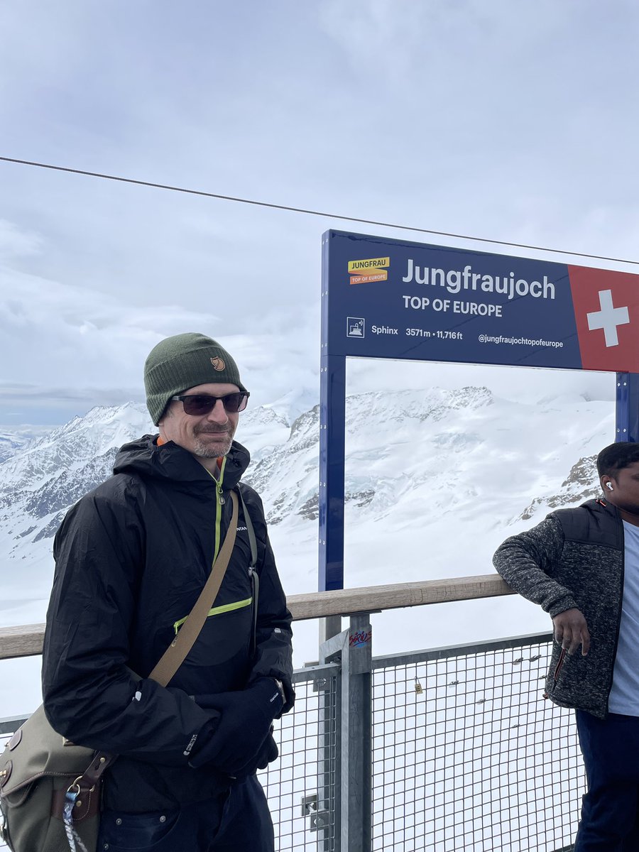 DavidFevyer's tweet photo. Top of the Jungfraujoch, Switzerland. A spectacular view of the Aletsch Glacier. (And yes, got here from the South Coast of England entirely by public transport). https://t.co/XfgGaTxCLr