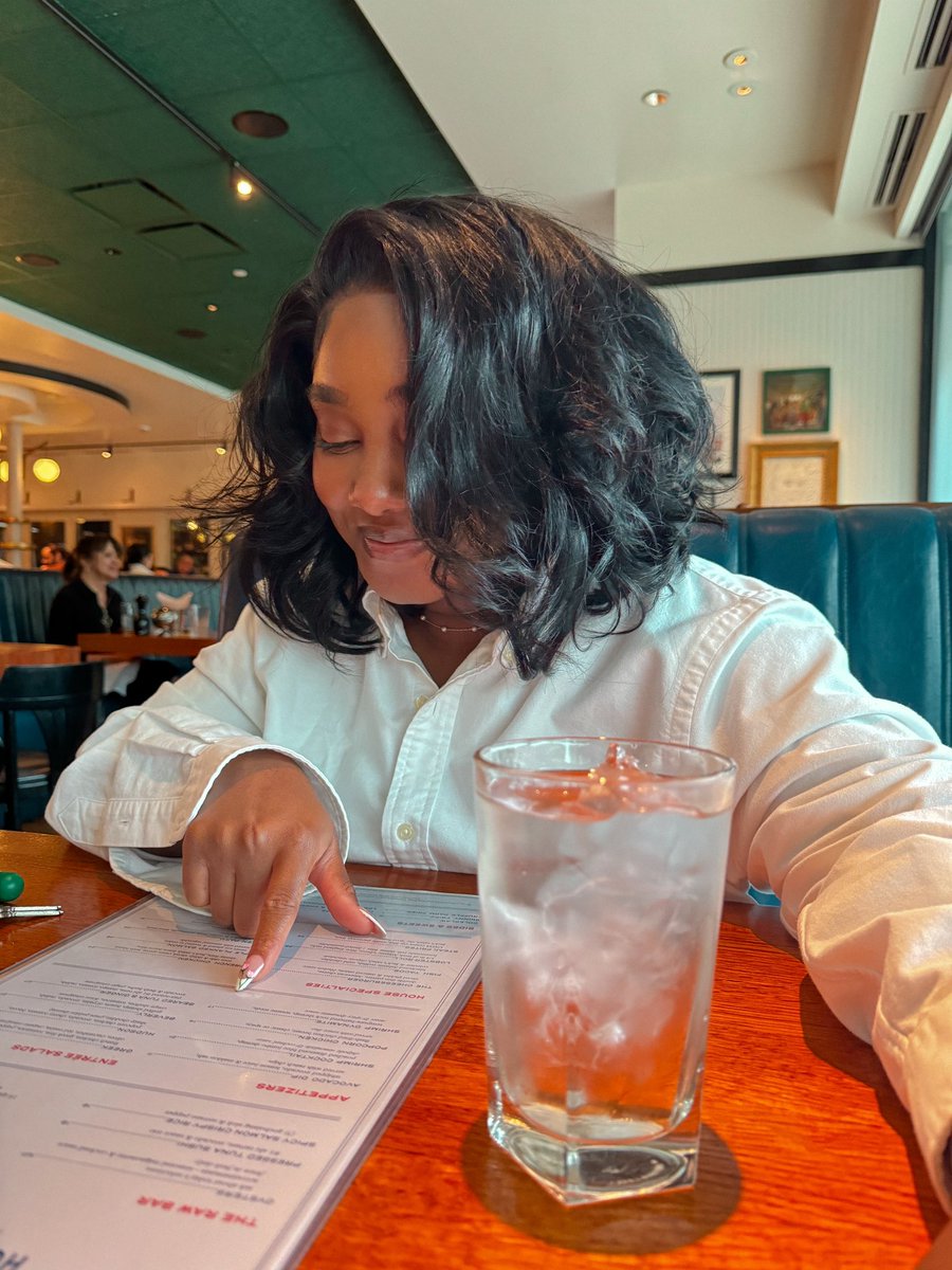 loreurtone's tweet image. His view is exceptional 💕