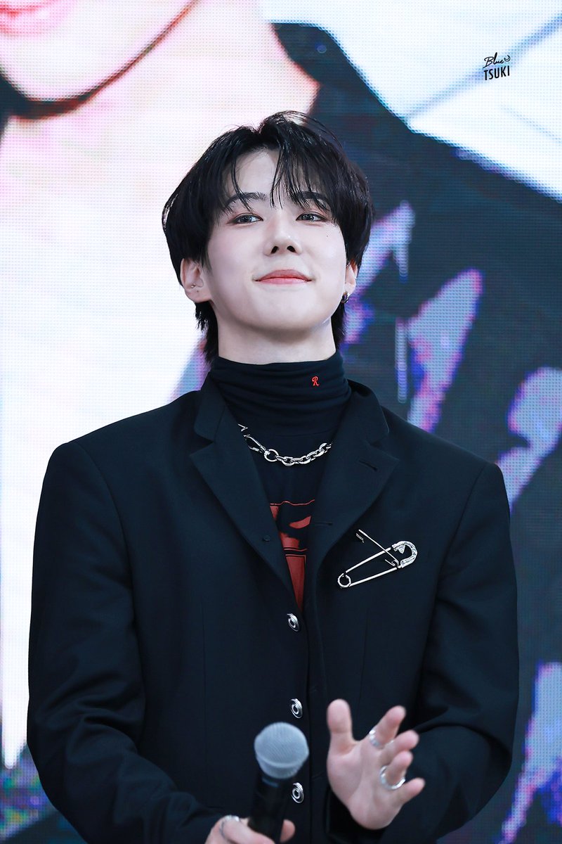 Bluetsuki_JW's tweet image. 240617 Simply K-POP 미니 팬미팅

postimg.cc/tsCg4QZc

#윤종우 #YOONJONGWOO
#ONEPACT #원팩트 #FXXOFF