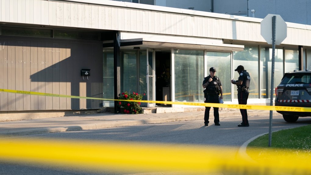 Wife of Toronto gunman says two victims allegedly defrauded family of life savings. cp24.com/news/wife-of-t…