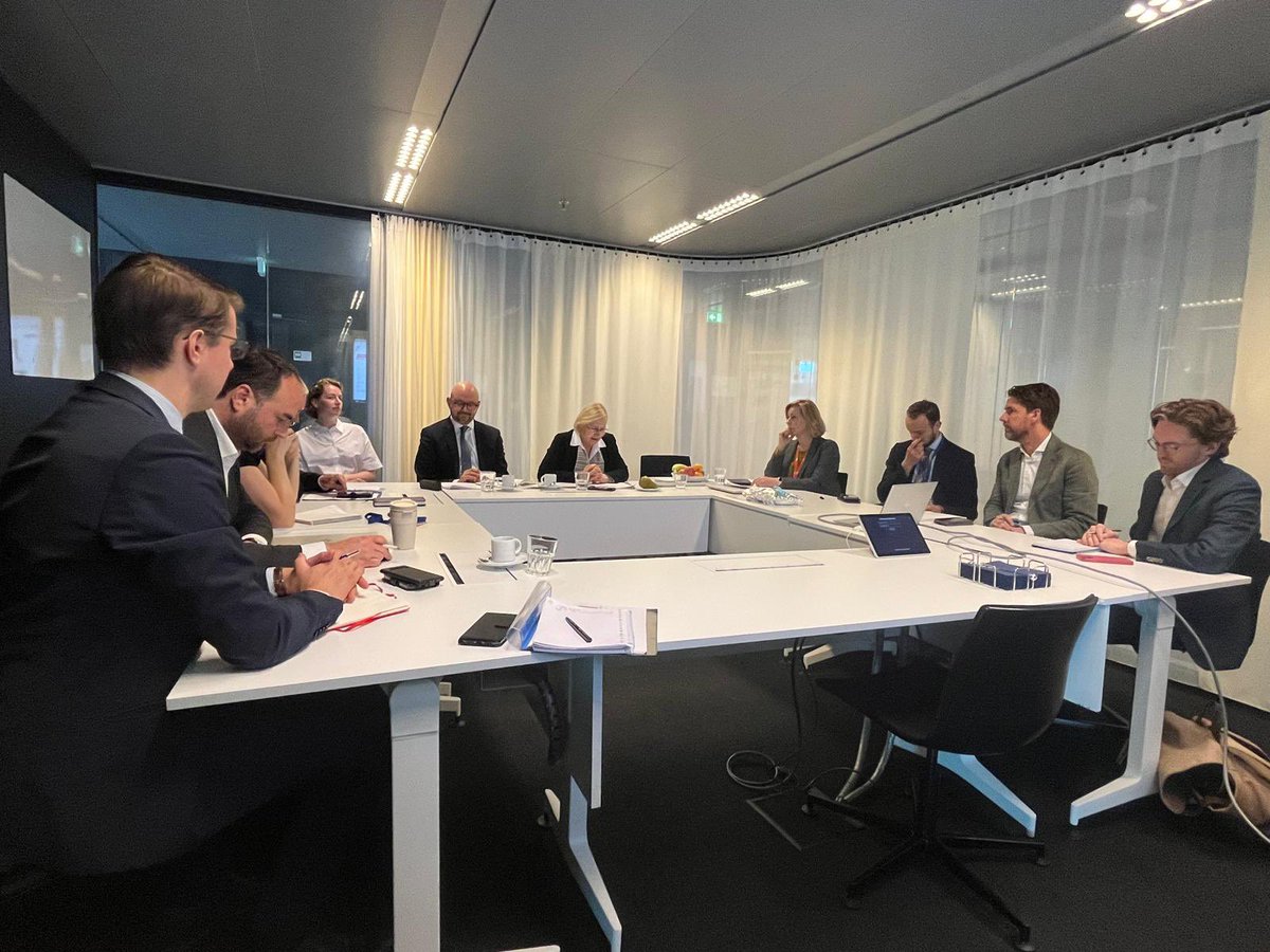 Great discussions across <a href="/DutchMFA/">Dutch Ministry of Foreign Affairs 🇳🇱</a> today: sustaining peace requires whole of government approaches (avoid development, diplomacy &amp; defense silos!); investing in young people; building trust; communicating impact; strong partnerships &amp; local ownership