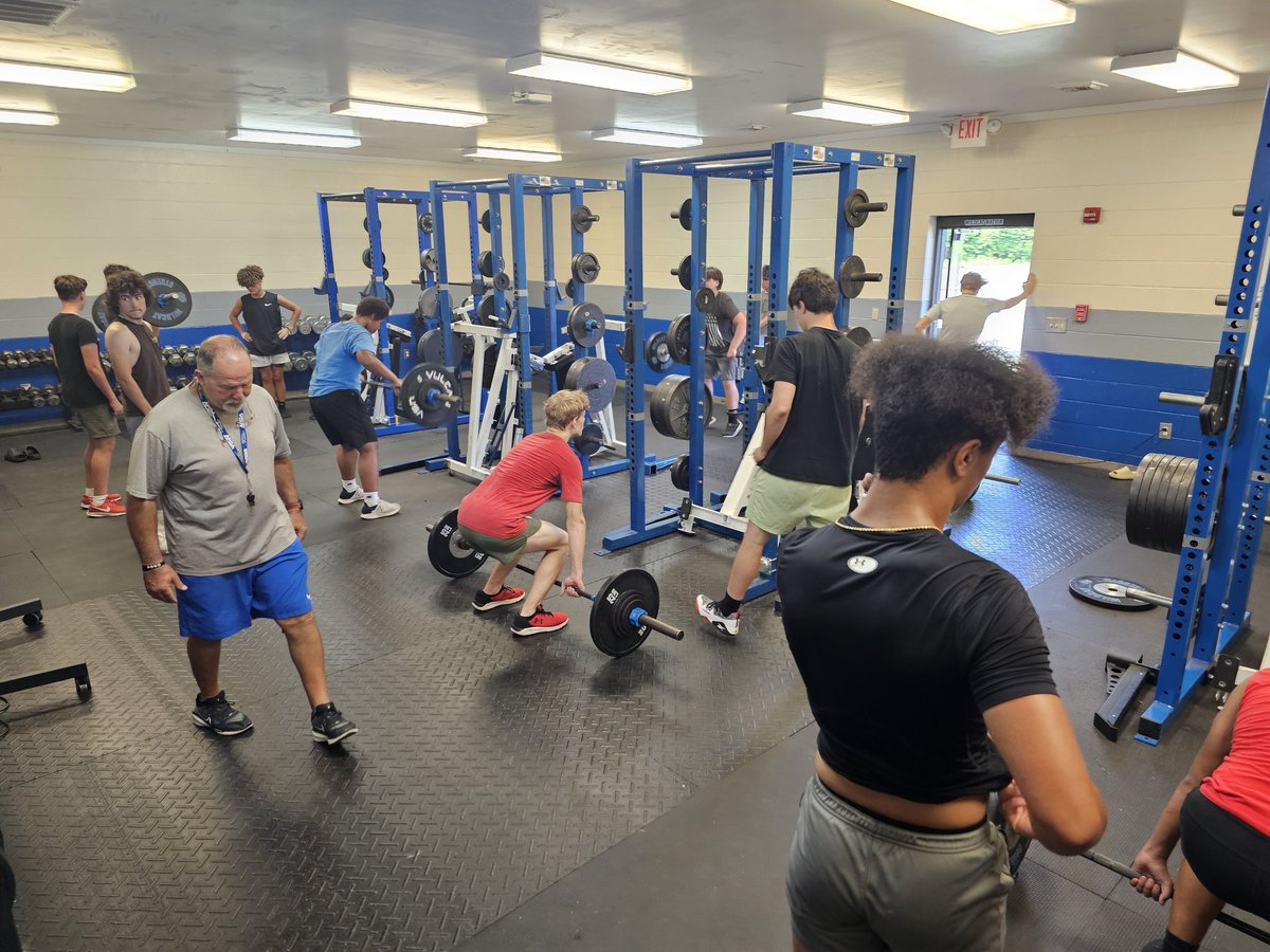 20 Wildcats got better today. We are working together, building together, and competing together. Bring a friend, and let's grow this thing. 
#clockin