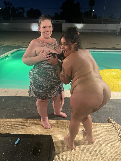 I had so much fun yesterday @xspookyfatbratx &amp; @Thorjohnsonxl https://t.co/NffGg48ffW<a class="tags" target="_blank" title="On Twitter" href="/?out=eyJ0eXAiOiJKV1QiLCJhbGciOiJIUzUxMiJ9.eyJpYXQiOjE3MjEyNzAxMTUsImlzcyI6InR3cG9ybnN0YXJzLmNvbSIsIm5iZiI6MTcyMTI3MDExNSwiZXhwIjoxNzUyODA2MTE1LCJyZWRpcmVjdF91cmwiOiJodHRwczovL3R3aXR0ZXIuY29tL3hzcG9va3lmYXRicmF0eCJ9.AdDrHT7QEJeMSWxycieCR-GFfwOBSiVa9XYmzwWCNbA9CAbn0XXnjRaGOotHwGZoOAjQvLa8Na3zpggJpl4DoA">@xspookyfatbratx</a><a href="/tag/mvsales"class="tags"><span>#mvsales</span></a>