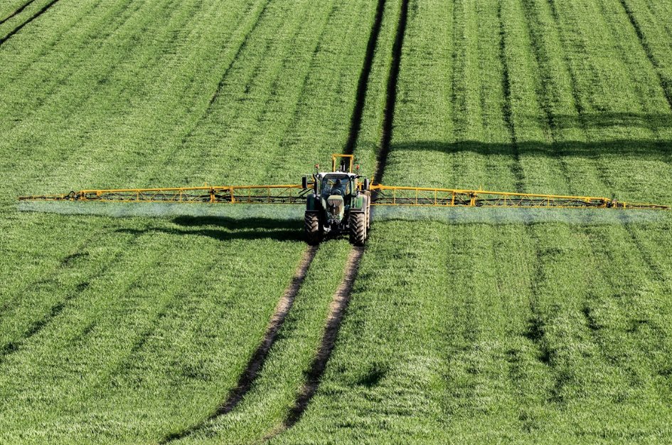 Direct Driller (@mydirectdriller) on Twitter photo Revolutionise Your Farm: How Trinity AgTech’s Sandy Empowers Farmers to Master Natural Capital.
Article by <a href="/TrinityAgTech/">Trinity AgTech</a> , sponsors of Direct Driller Magazine, Issue 28: directdriller.com/revolutionise-…
#directdriller #regenerativeagriculture #trinityagtech #regenagmag Revolutionise Your Farm: How Trinity AgTech’s Sandy Empowers Farmers to Master Natural Capital.
Article by <a href="/TrinityAgTech/">Trinity AgTech</a> , sponsors of Direct Driller Magazine, Issue 28: directdriller.com/revolutionise-…
#directdriller #regenerativeagriculture #trinityagtech #regenagmag