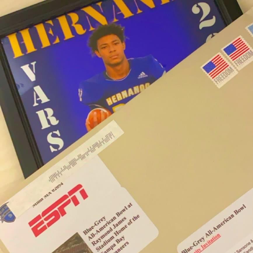 Gabriel Sansone (@gabesansone2) on Twitter photo Got selected 🔒 now it’s time to put in work. Blessed to have such a supportive family, friends and team on my side through it all 🙏🏽 Big Thanks to <a href="/BlueGreyFB/">Blue-Grey All-American Bowl</a> Got selected 🔒 now it’s time to put in work. Blessed to have such a supportive family, friends and team on my side through it all 🙏🏽 Big Thanks to <a href="/BlueGreyFB/">Blue-Grey All-American Bowl</a>