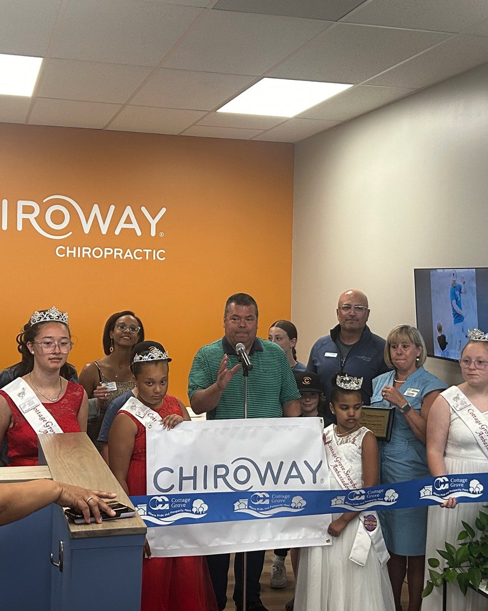 ChiroWay's tweet image. A heartfelt thank you to everyone who joined us for ChiroWay of Cottage Grove&apos;s ribbon-cutting celebration! We are thrilled to bring affordable and convenient chiropractic care to the Cottage Grove community, one adjustment at a time. 🧡