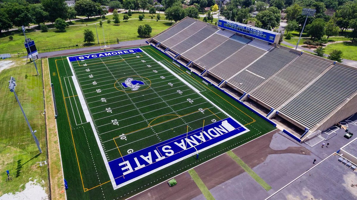 After a great phone conversation with <a href="/CmalryMallory/">Curt Mallory</a> I'm grateful to receive a full ride scholarship to play <a href="/IndStFB/">Indiana State Football</a>

<a href="/CoachClintRider/">Clint Rider</a>
<a href="/KollinAhern/">Kollin Ahern</a>
<a href="/HarperIsland24/">Miknedric Harper</a>