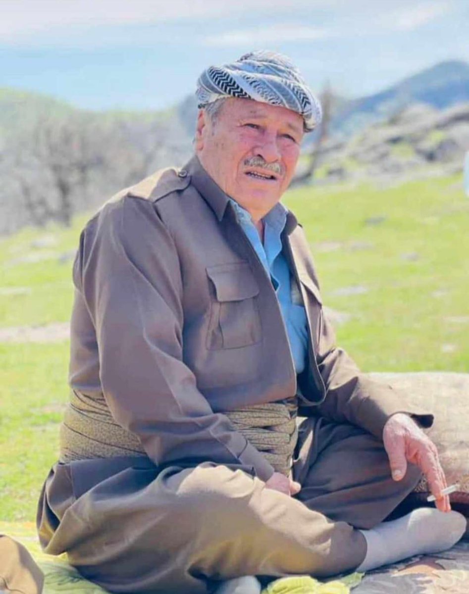 Ömrünü milletine, memleketine ve hemşehrilerine adamış Aşiretimizin ve Ailemizin lideri Sayın M.Sait Dinç amcamız, bir süredir tedavi gördüğü hastanede Cenab-ı Hakk'ın rahmetine kavuştu. 

Allah rahmet eylesin, Mekanı cennet olsun.