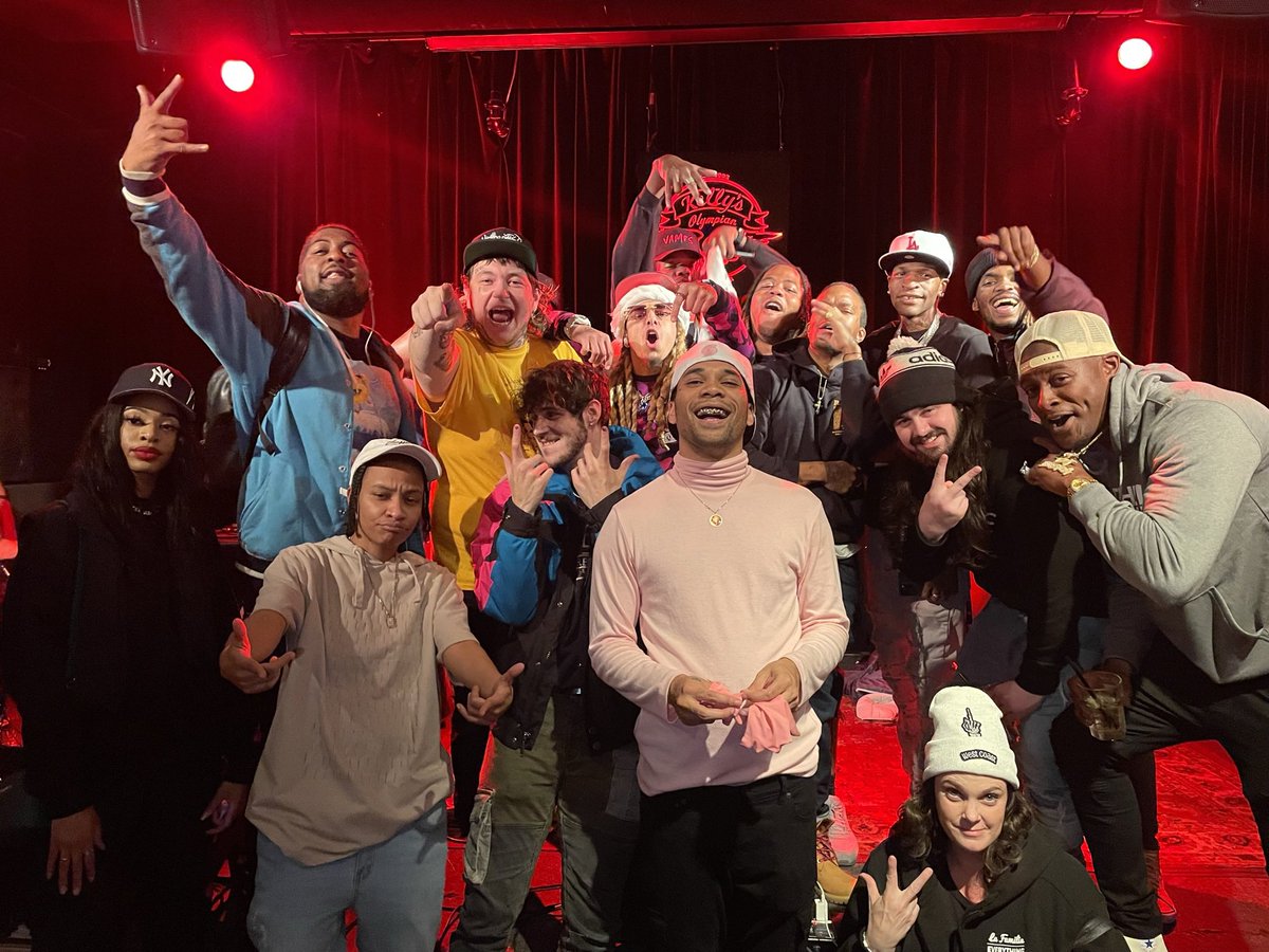 _lilindigo's tweet photo. Some Pics from Tour pt. 1 🦋💚
#NFTFTOUR2023
@fishculttings https://t.co/A2ycj2WmKy