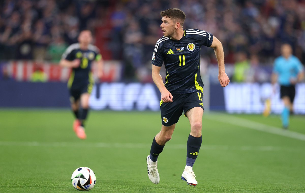 tv_futboleros's tweet photo. 👕 𝗦𝗢𝗥𝗧𝗘𝗢 𝗖𝗔𝗠𝗜𝗦𝗘𝗧𝗔 𝗘𝗦𝗖𝗢𝗖𝗜𝗔

👀 Llévate la camiseta de Escocia de la Eurocopa 2024 si ocurre esto: ⚽ GOL de Christie y VICTORIA de Escocia 🆚 Suiza.

🚨 Condiciones para participar:

1️⃣ LIKE
2️⃣ RT
3️⃣ FOLLOW

☘️🤞¡Suerte a todos los participantes https://t.co/YyKucNyEOm