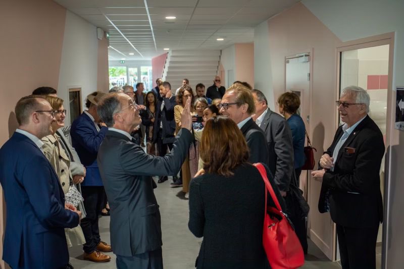louisvogel's tweet photo. Quoi de plus beau pour un Maire que d’inaugurer une école ? Quel plus beau choix que Simone Veil pour la nommer ? Bravo à Jean-Luc Servieres, aux élus et services de la ville #Claye-Souilly pour ce travail ! https://t.co/RyeMM1ThMF