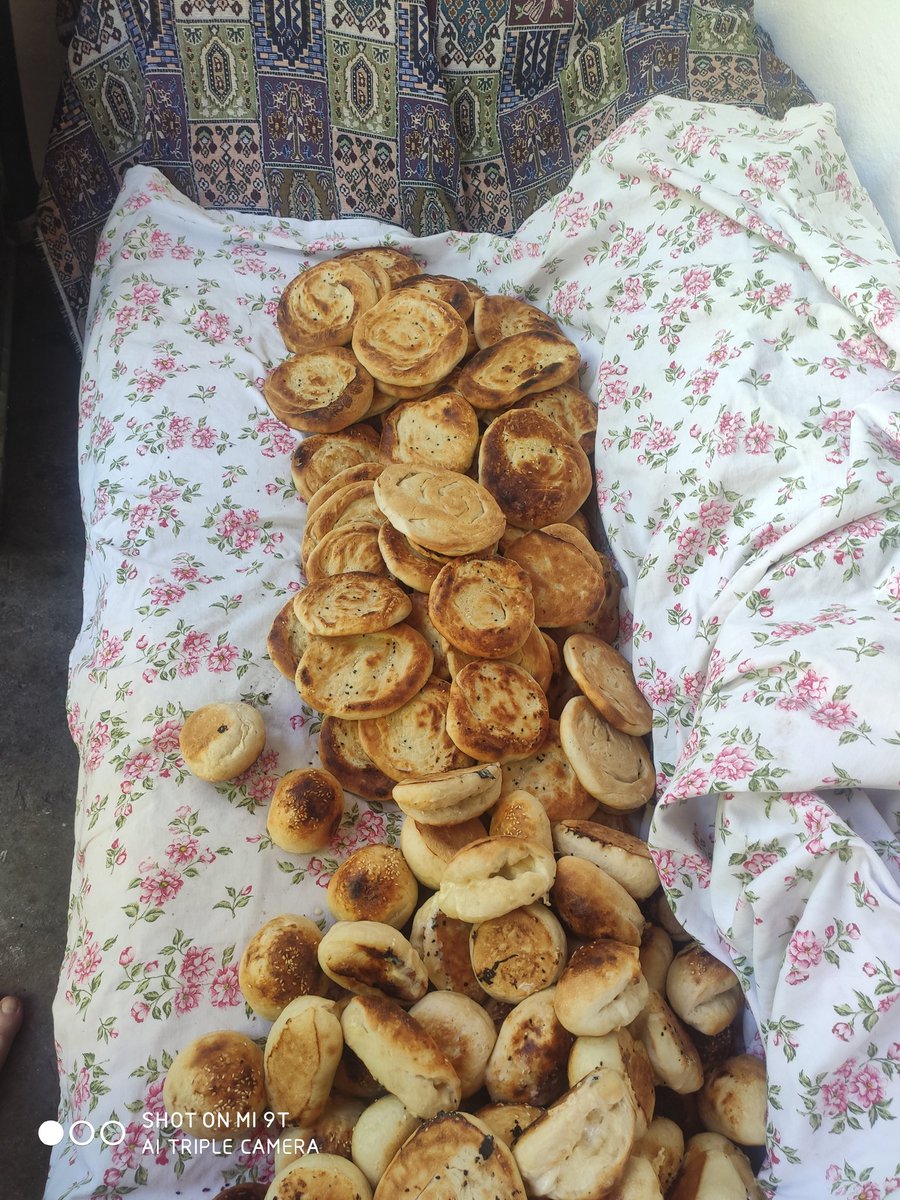 V_us_lat's tweet photo. Köyde kuzine soba var sa
Kim tutar beni
#corek
Yapıyorum bu sporu efemmm... https://t.co/Ak3ub7uEo6