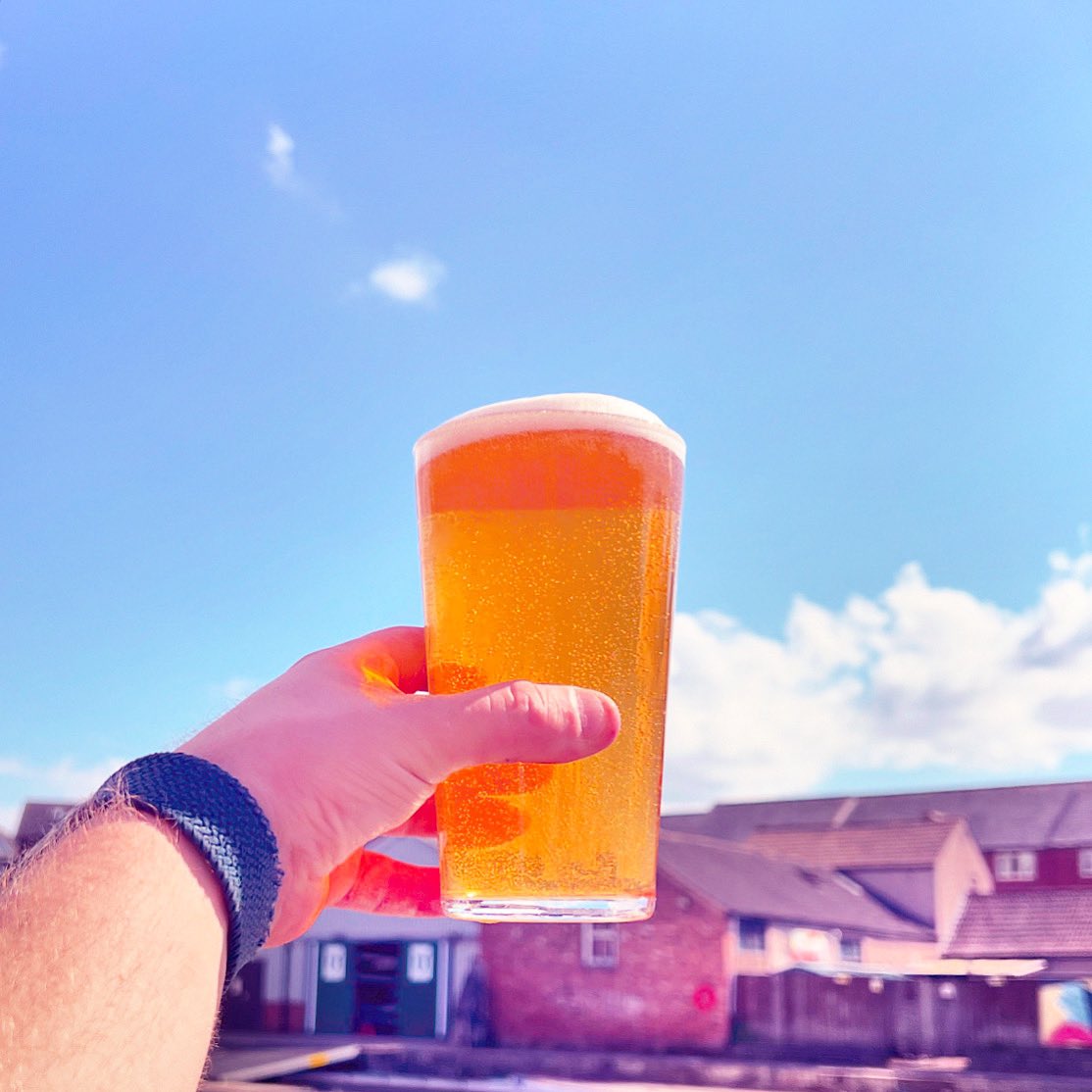 If you haven’t yes come and tried our ‘Cycles Of Three’ - 6.6% - Cold IPA yet; Then you really ought to!
.
Dryhopped with Nectaron, Idaho 7, Simcoe &amp; Mosaic. It’s cold and crisp, but lots of tropical fruit and pine too. And dangerously drinkable. 
.
☀️🍺😋🤟
.