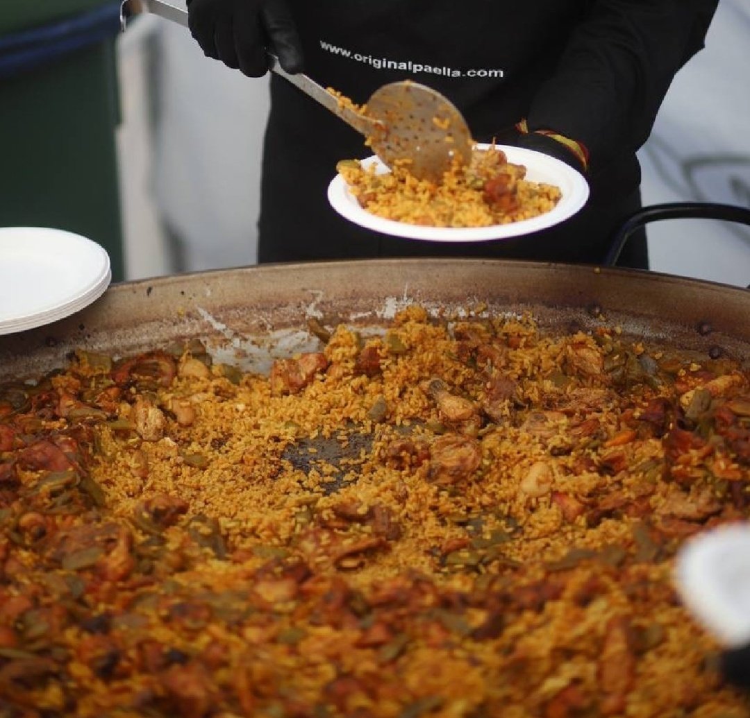 Embajada de España en Haití / Ambassade d'Espagne (@embesphaiti) on Twitter photo Chef 🇭🇹 Stephan Durand participará en <a href="/WorldPaellaDay/">World Paella Day</a> que se celebrará en Valencia 🇪🇦 el 20/09
Vote para que Durand pase a la fase final 📩
vote.worldpaelladay.org/entries/979264
Chef 🇭🇹 Stephan Durand participera au <a href="/WorldPaellaDay/">World Paella Day</a> à Valence 🇪🇦 le 20/9
Votez pour qu'il accède à la finale Chef 🇭🇹 Stephan Durand participará en <a href="/WorldPaellaDay/">World Paella Day</a> que se celebrará en Valencia 🇪🇦 el 20/09
Vote para que Durand pase a la fase final 📩
vote.worldpaelladay.org/entries/979264
Chef 🇭🇹 Stephan Durand participera au <a href="/WorldPaellaDay/">World Paella Day</a> à Valence 🇪🇦 le 20/9
Votez pour qu'il accède à la finale
