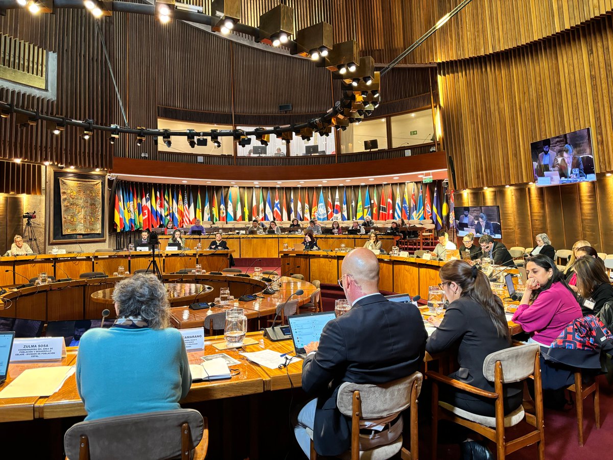 Hoy estuve moderando un panel con representantes de Brasil, Perú y Costa Rica, donde conversamos sobre los avances y desafíos para mejorar la calidad de vida de las personas mayores desde las instituciones públicas. Me quedo con experiencias súper interesantes para revisar!