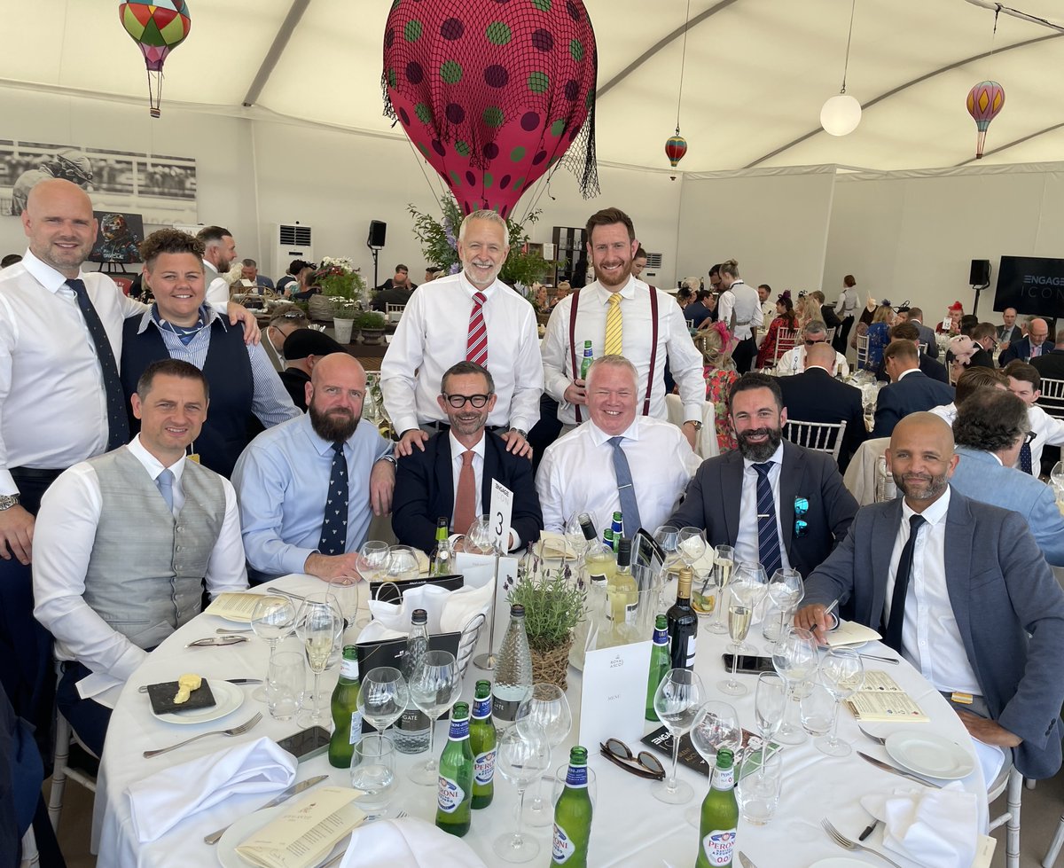 We are here! Day 2 at Royal Ascot. 🎩🌟 We feel privileged to be a part of this prestigious event, enjoying the thrilling races, and unforgettable moments. 🏇 We look forward to seeing you all there! #RoyalAscot #Day2 #HorseRacing #AscotFashion #Tradition #Smoove #eConveyancer