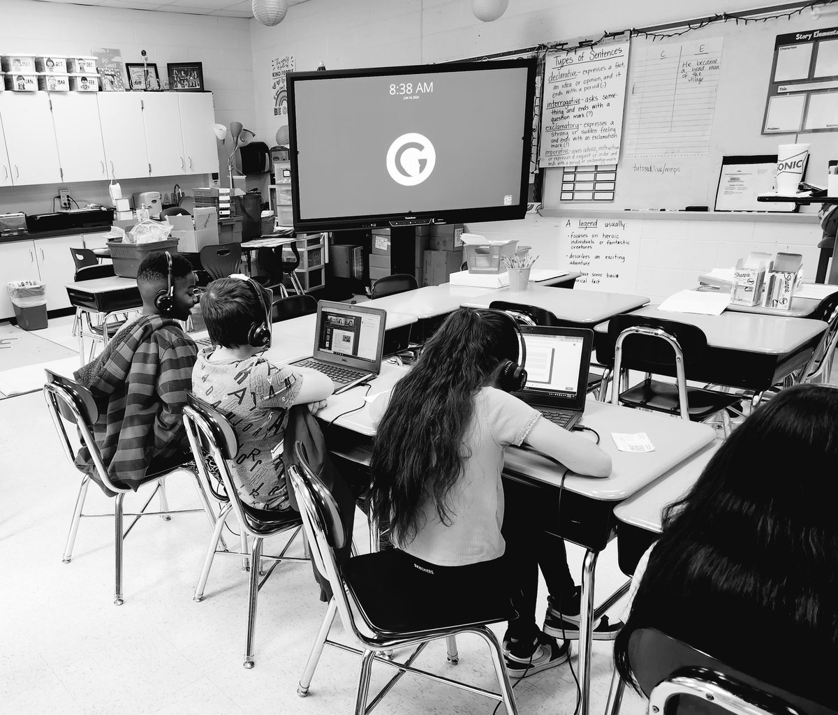 principallearns's tweet photo. Month since I've visited classrooms. Today gave me a fill. After "you're so pretty" & "I love your hair" they could tell me all about everything. No matter where you are,kids know love. (Story of 1st grader & rubix cube for later.)
#ILoveKids #LoveWhatIDo #IHaveValue #MoreToCome https://t.co/Tmh5kTCgBG