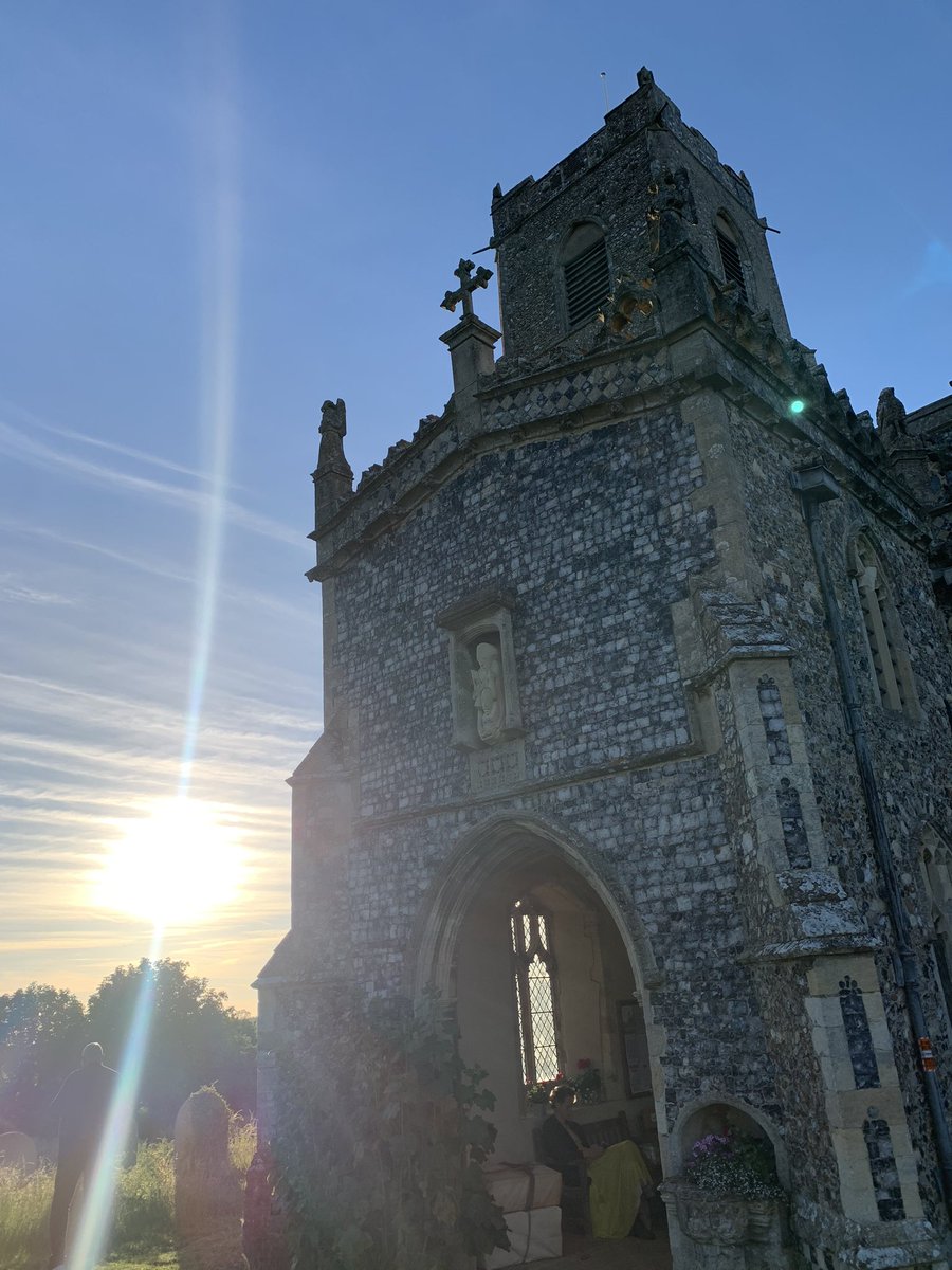 Tom Elwin tweet media