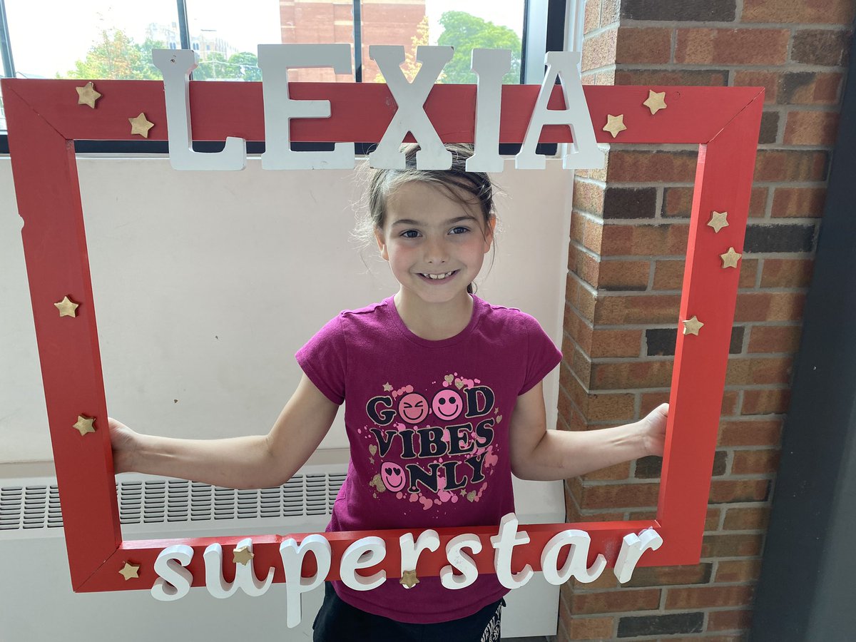 Mme Wark tweet media