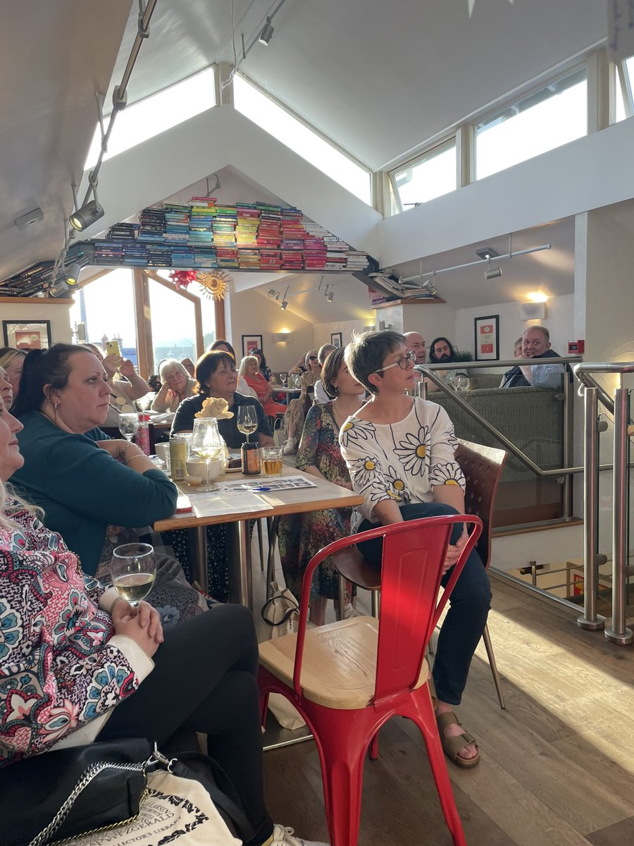 Brilliant, brilliant, brilliant #IBWbookclub! We had a blast with readers and @jennieg_author <a href="/CaroleAHailey/">Carole Hailey</a> <a href="/kathryn_tann/">Kathryn Tann</a> @ClaireFayers <a href="/booksaremybag/">Books Are My Bag</a>