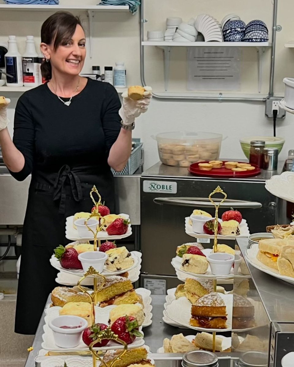 VisitSYV's tweet image. In addition to their wonderful selection of local and worldwide wines and beers, Arrowsmith's Wine Bar offers a delightful high tea service monthly. It's just one of the fun events at this European-style bar in Solvang.  bit.ly/3yuvTe4

📸: Arrowsmith's Wine Bar